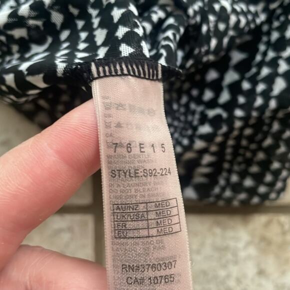 Stella McCartney Florence Fluttering Bodysuit Black Heart Print - Picture 16 of 16